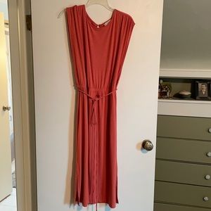 Summer dress in a pretty coral color